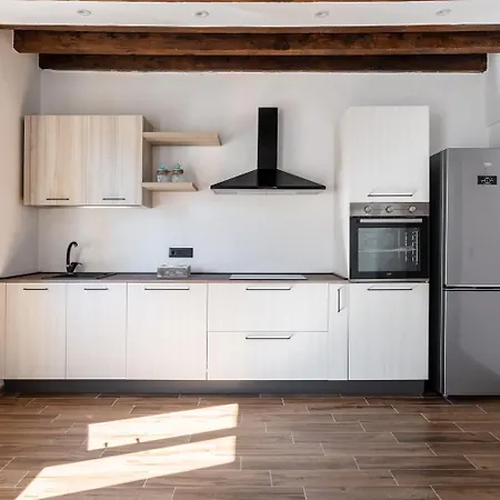 Giano Host - Gozzano, Simple Pleasures *