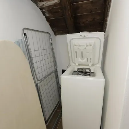 Апартаменты Ac - Netflix - 1g Wi-fi - 5' To The Station Генуя