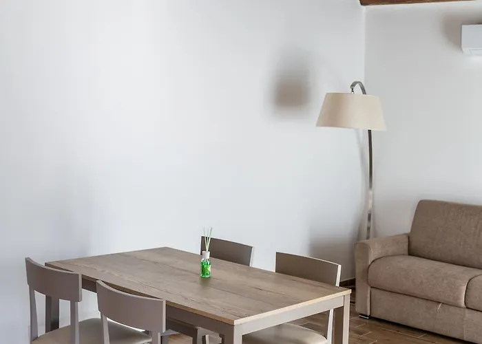 Giano Host - Gozzano, Simple Pleasures Appartement