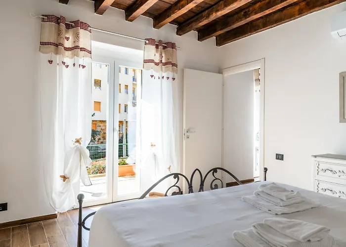 Giano Host - Gozzano, Simple Pleasures Apartmán *