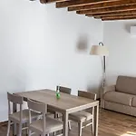 Giano Host - Gozzano, Simple Pleasures Appartement