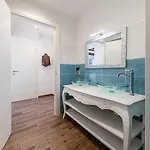 Appartement Giano Host - Gozzano, Simple Pleasures Genua